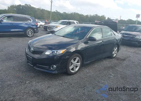 2013 Toyota Camry Se z USA, uszkodzony, nr VIN 4T1BF1FK1DU268183